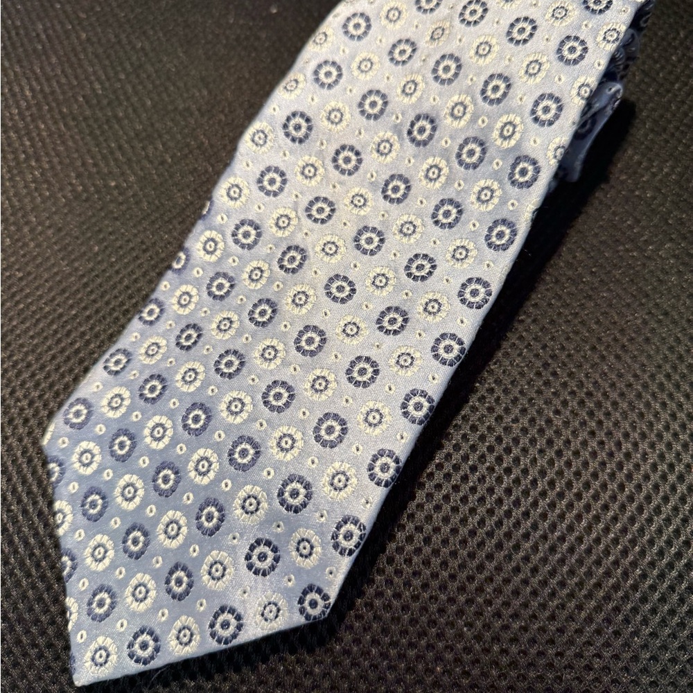 Tommy Hilfiger Blue and White Patterned Tie